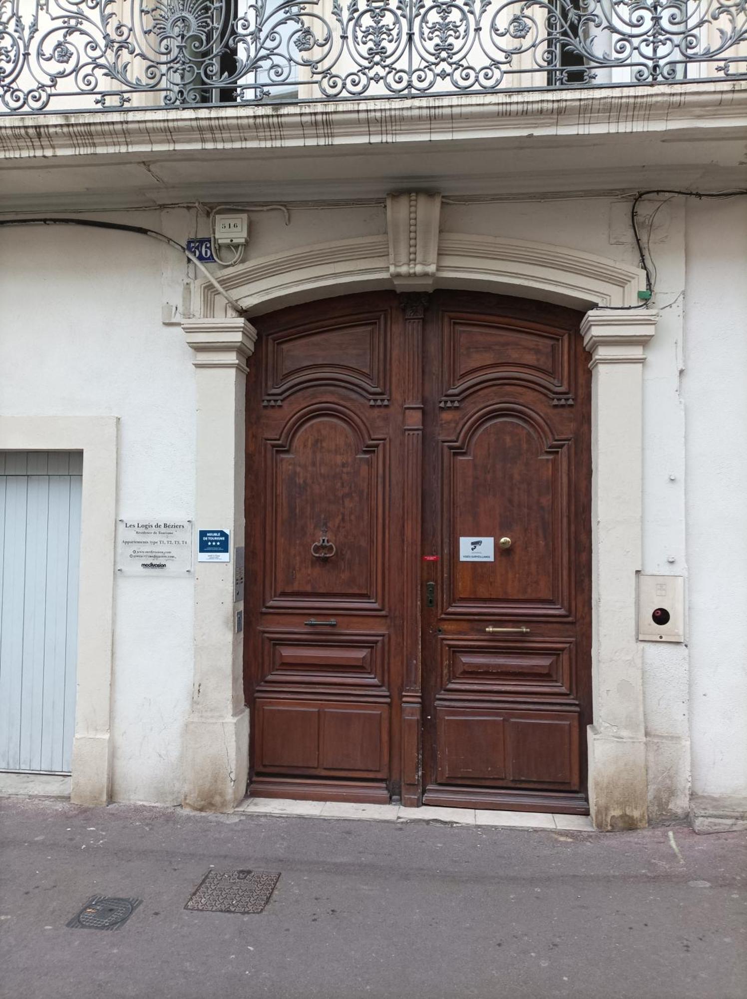 "Air D'Antan"-Meuble De Tourisme 3 Etoiles -Residence "Les Logis De Beziers"-Garage Optionnel-Coeur De Ville-Plages A 16Km ! Buitenkant foto