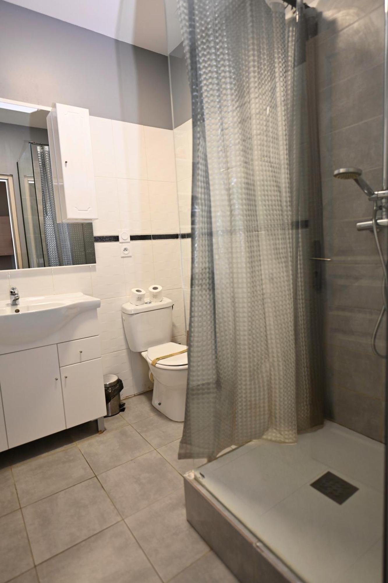 "Air D'Antan"-Meuble De Tourisme 3 Etoiles -Residence "Les Logis De Beziers"-Garage Optionnel-Coeur De Ville-Plages A 16Km ! Buitenkant foto