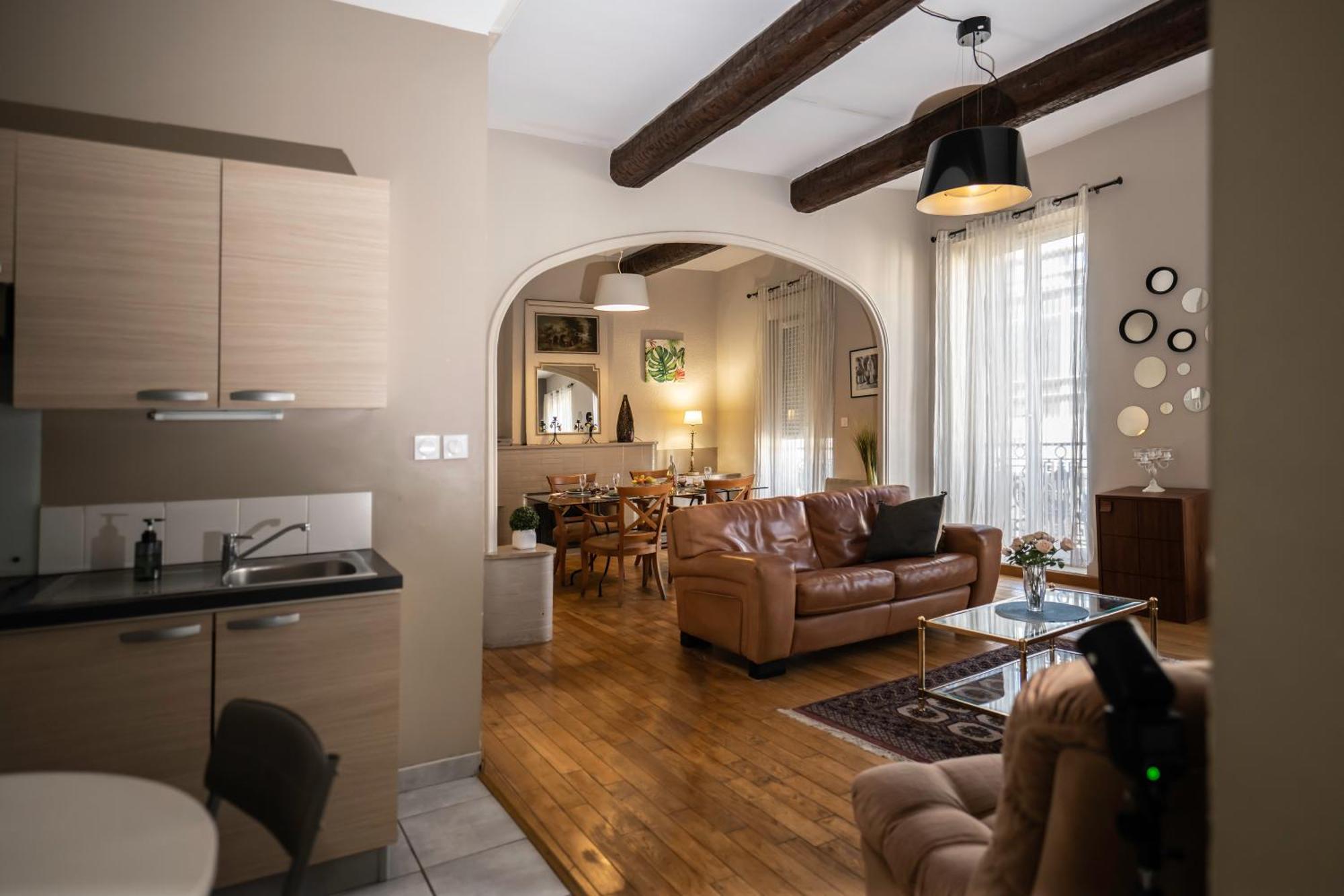 "Air D'Antan"-Meuble De Tourisme 3 Etoiles -Residence "Les Logis De Beziers"-Garage Optionnel-Coeur De Ville-Plages A 16Km ! Buitenkant foto