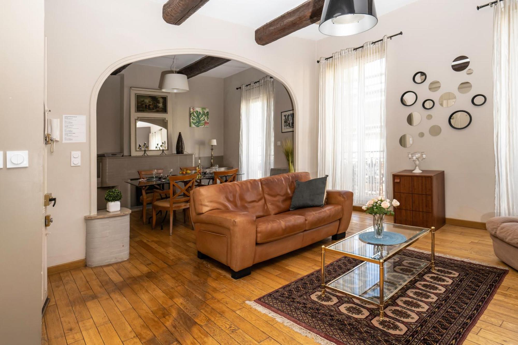 "Air D'Antan"-Meuble De Tourisme 3 Etoiles -Residence "Les Logis De Beziers"-Garage Optionnel-Coeur De Ville-Plages A 16Km ! Buitenkant foto